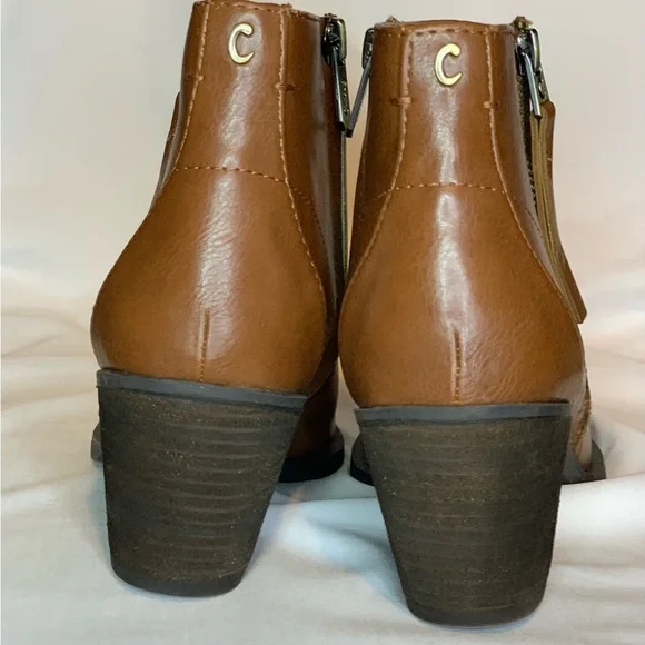 2 for $48 Women’s Sam Edelman Brown Ankle Booties with Sleek Design - Picture 6 of 6
